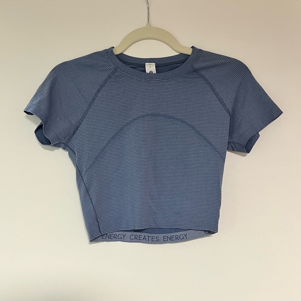 SOLD Lululemon Swiftly Tech Short Sleeve Crop – Washed Denim